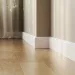 Плинтус Quick-Step белый из HD полимера QSSKRW05380